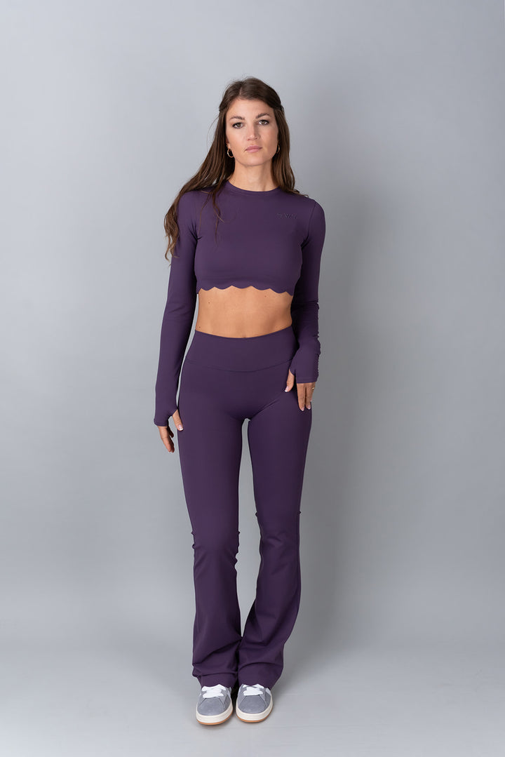 Pureline Scallop Flared Leggings