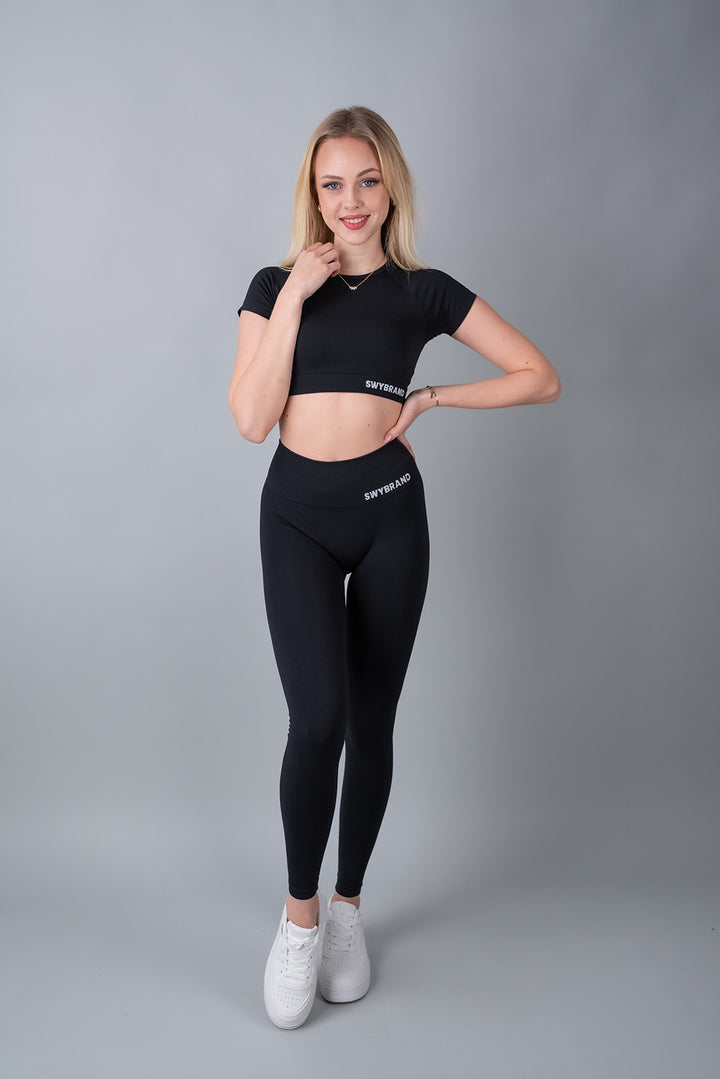 Elevate crop top maniche corte