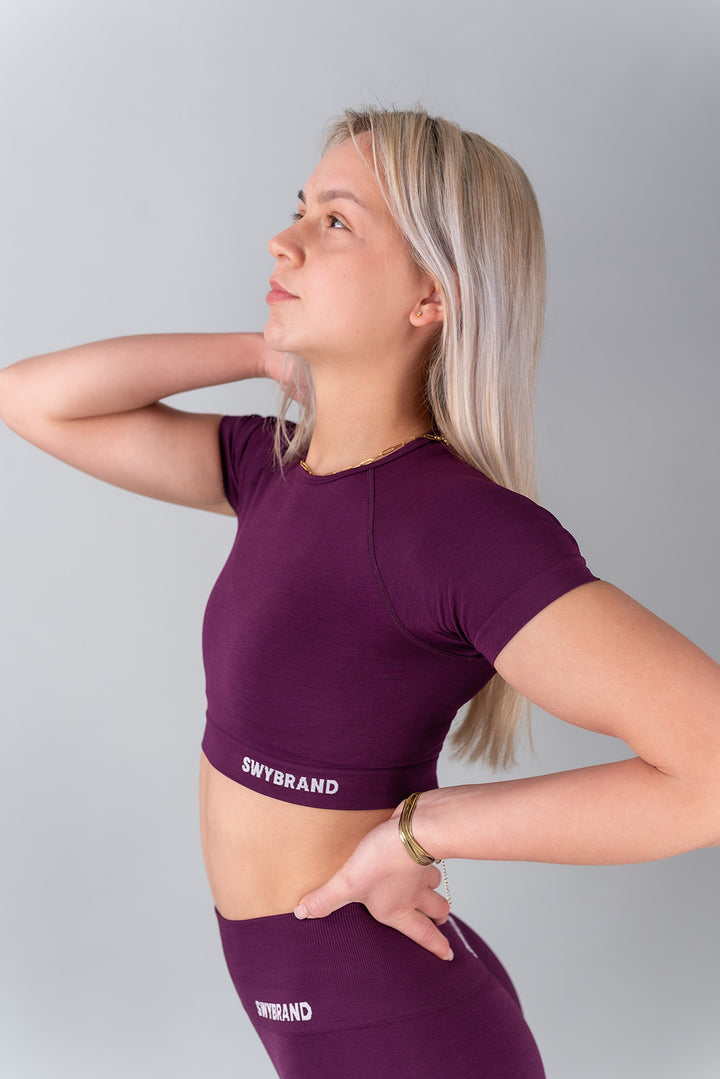 Elevate crop top maniche corte